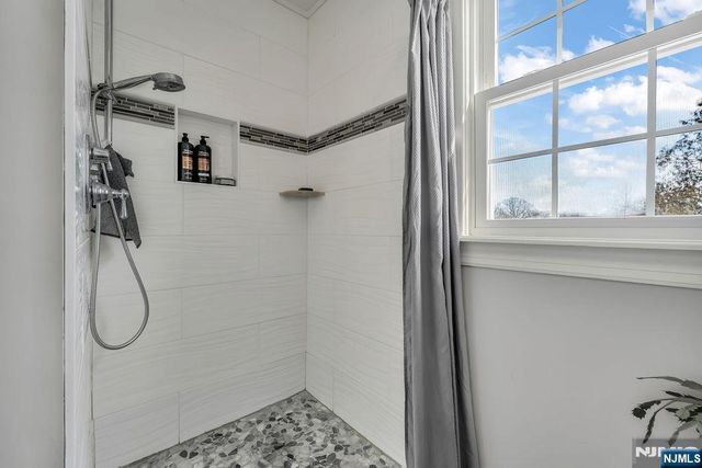 72 Valley Way, West Orange, NJ 07052