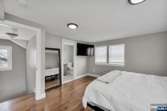 72 Valley Way, West Orange, NJ 07052