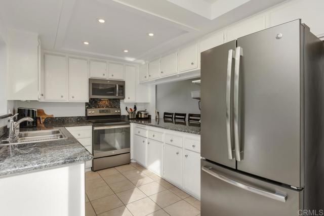 2415 La Costa Avenue C, Carlsbad, CA 92009