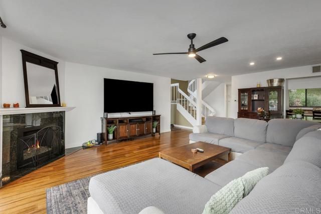 2415 La Costa Avenue C, Carlsbad, CA 92009