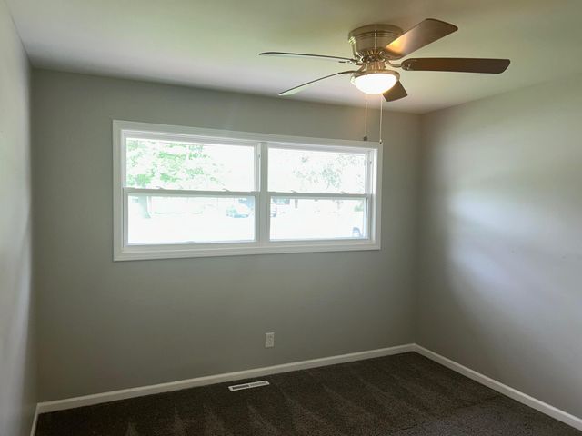 5429 Dexter Drive, Merrillville, IN 46410