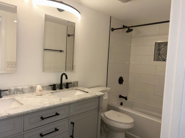 5429 Dexter Drive, Merrillville, IN 46410