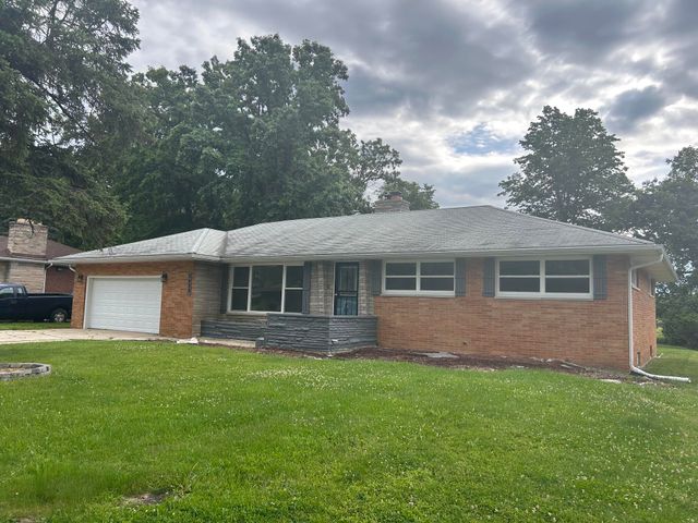 5429 Dexter Drive, Merrillville, IN 46410