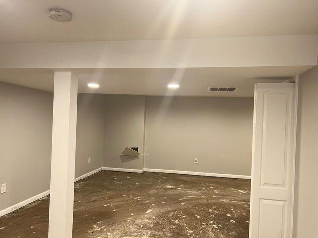 5429 Dexter Drive, Merrillville, IN 46410
