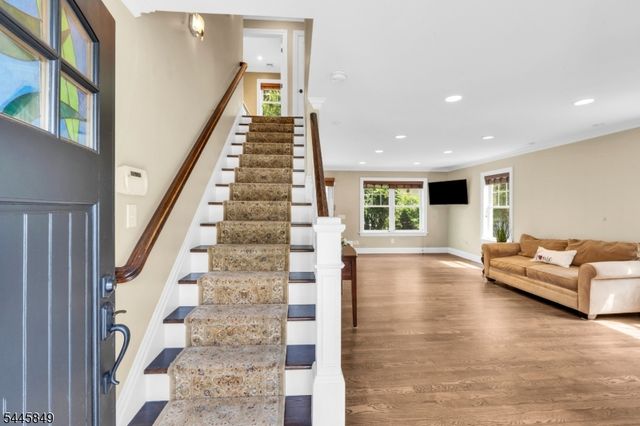 331 Stoughton Ave, Cranford Twp., NJ 07016