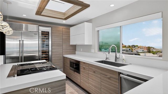 855 Santa Ana Street, Laguna Beach, CA 92651