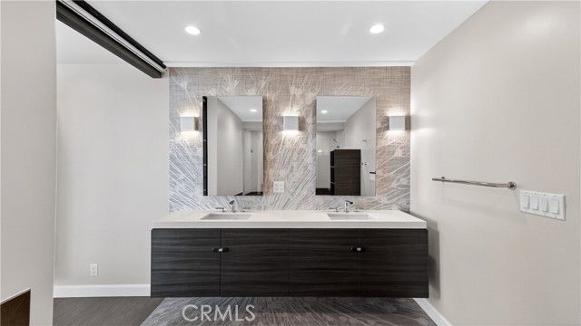 855 Santa Ana Street, Laguna Beach, CA 92651