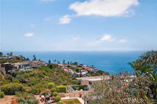 855 Santa Ana Street, Laguna Beach, CA 92651