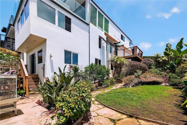 855 Santa Ana Street, Laguna Beach, CA 92651