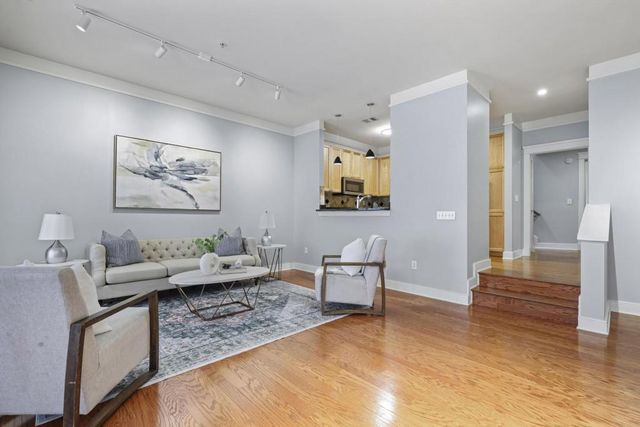 273 12th NE Street 421, Atlanta, GA 30309