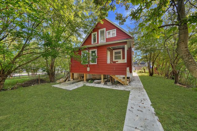 10504 S Lafayette Avenue, Chicago, IL 60628