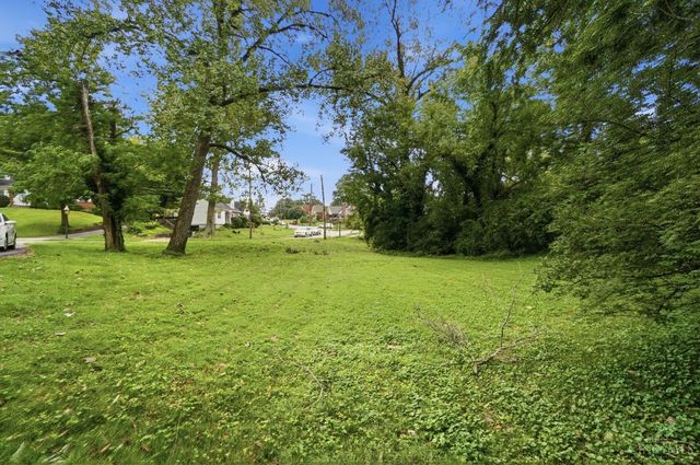 5783 Pandora Avenue, Cincinnati, OH 45213