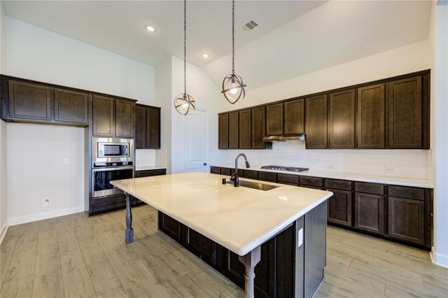 191 Abner Lane, Montgomery, TX 77356