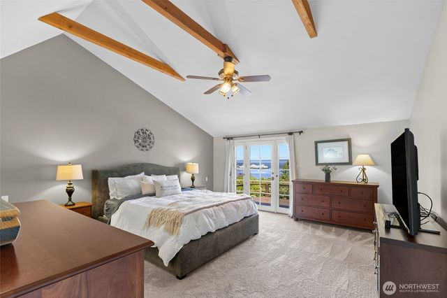 24920 S South Kingston Road NE, Kingston, WA 98346