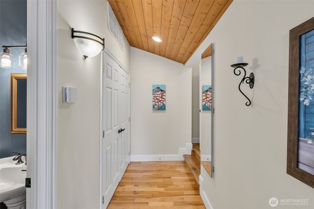 24920 S South Kingston Road NE, Kingston, WA 98346