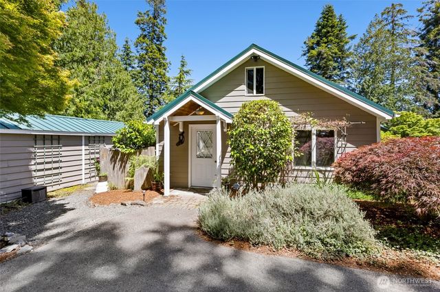 24920 S South Kingston Road NE, Kingston, WA 98346