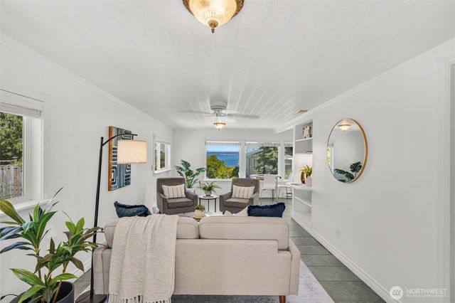 24920 S South Kingston Road NE, Kingston, WA 98346