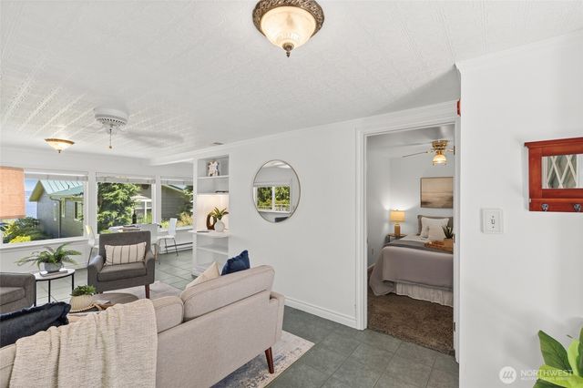 24920 S South Kingston Road NE, Kingston, WA 98346