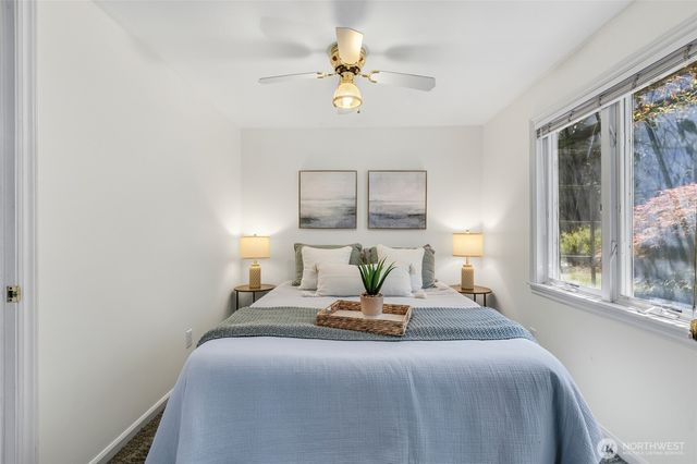 24920 S South Kingston Road NE, Kingston, WA 98346
