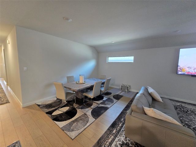 208 Hope Orchards Drive, Lavon, TX 75166