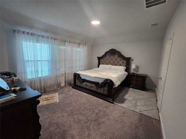 208 Hope Orchards Drive, Lavon, TX 75166