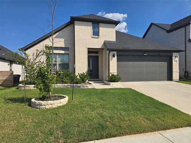 208 Hope Orchards Drive, Lavon, TX 75166