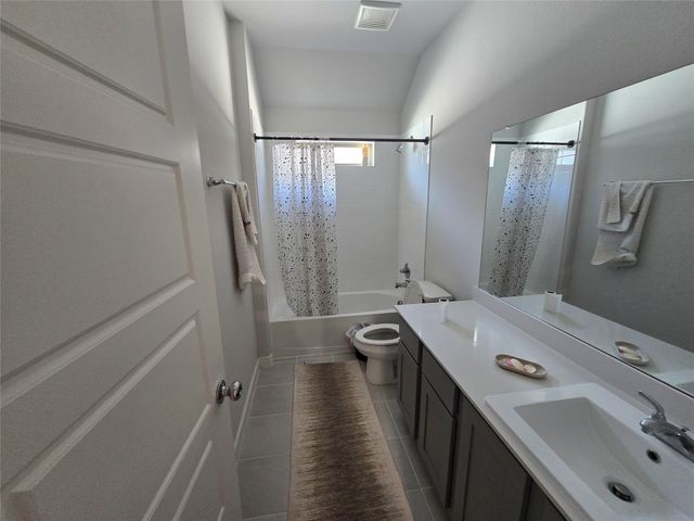 208 Hope Orchards Drive, Lavon, TX 75166