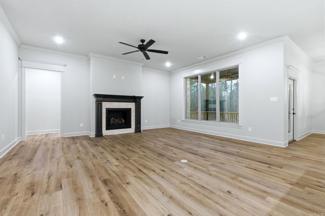 19 Fachado Way, Hot Springs Village, AR 71909