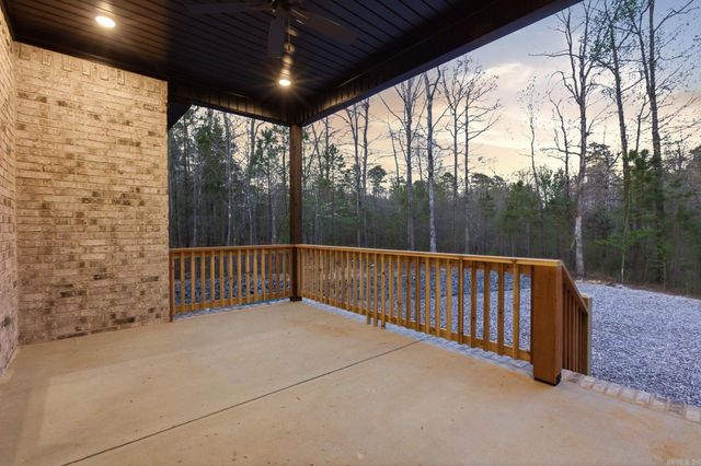 19 Fachado Way, Hot Springs Village, AR 71909