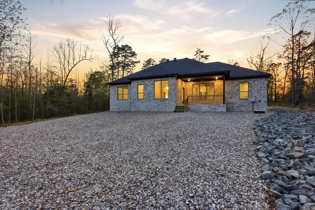 19 Fachado Way, Hot Springs Village, AR 71909