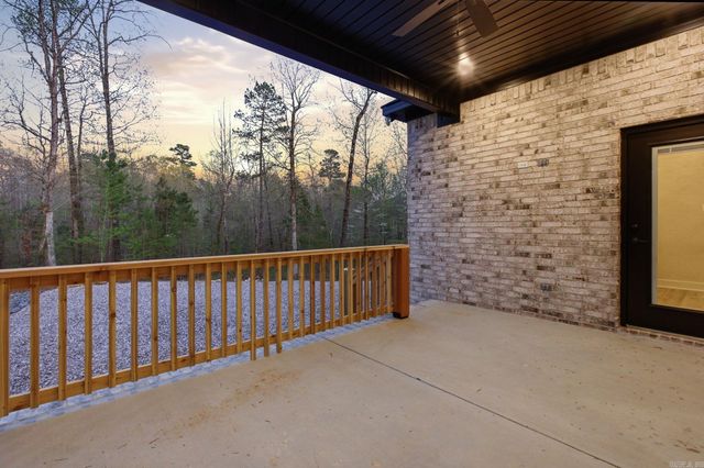 19 Fachado Way, Hot Springs Village, AR 71909