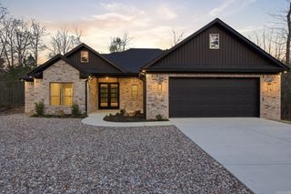 19 Fachado Way, Hot Springs Village, AR 71909