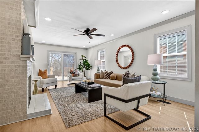 1732 S Dewey, Bartlesville, OK 74003