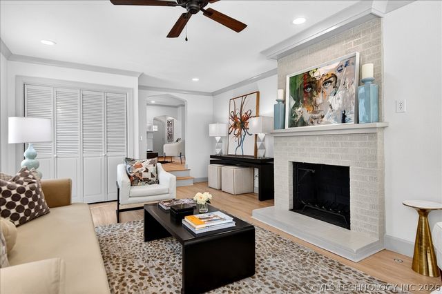 1732 S Dewey, Bartlesville, OK 74003