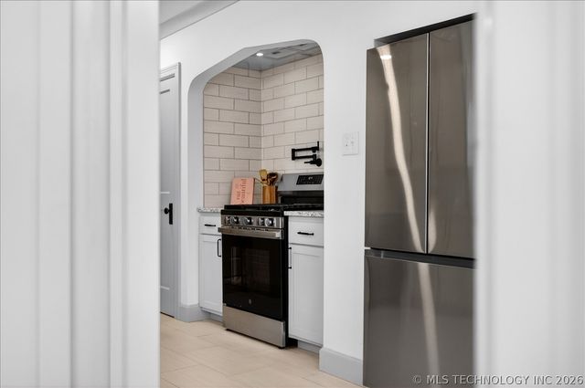 1732 S Dewey, Bartlesville, OK 74003