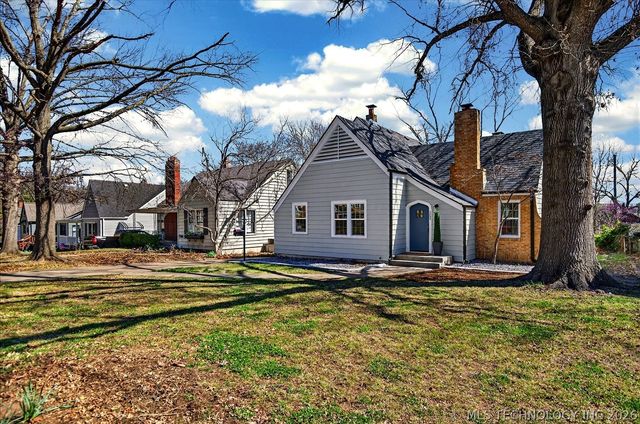 1732 S Dewey, Bartlesville, OK 74003