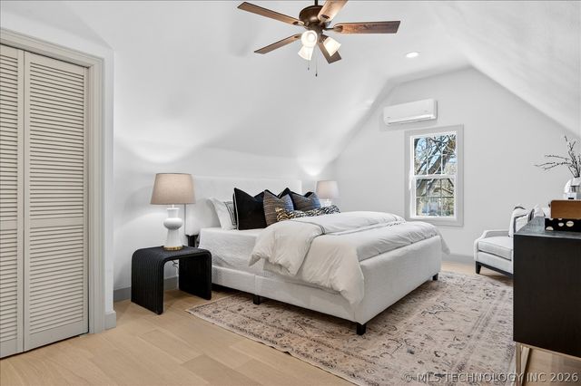 1732 S Dewey, Bartlesville, OK 74003