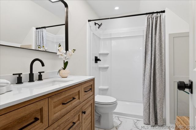 1732 S Dewey, Bartlesville, OK 74003