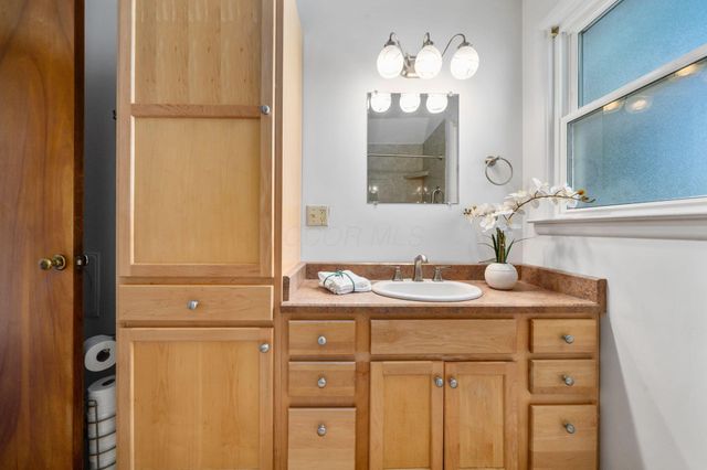 1826 Nelson Road, Lancaster, OH 43130