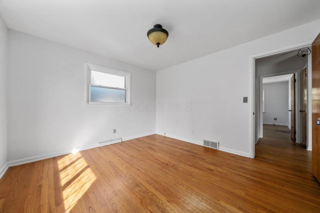 1826 Nelson Road, Lancaster, OH 43130