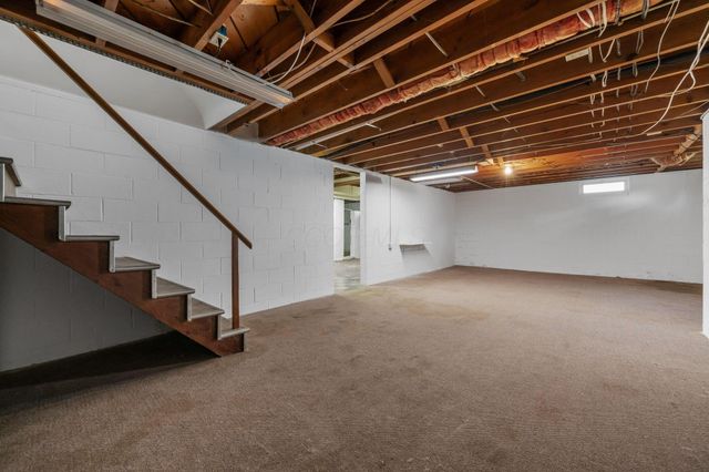 1826 Nelson Road, Lancaster, OH 43130