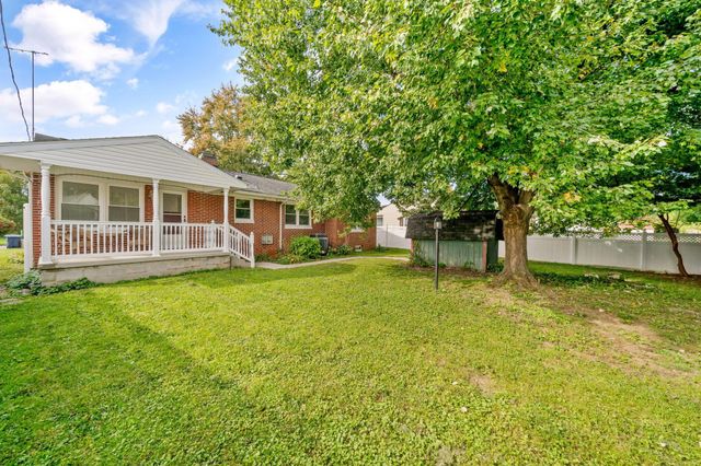 1826 Nelson Road, Lancaster, OH 43130