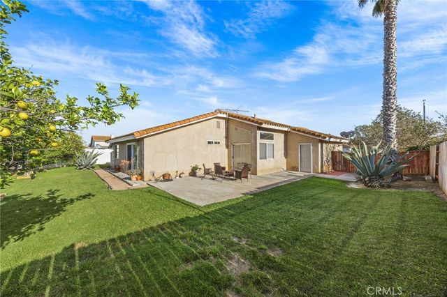 11031 Sierra Tree Lane, Riverside, CA 92505