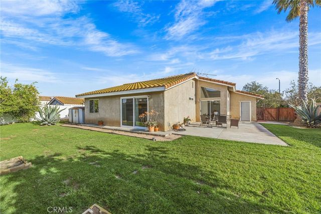 11031 Sierra Tree Lane, Riverside, CA 92505