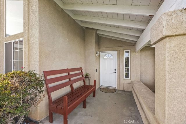 11031 Sierra Tree Lane, Riverside, CA 92505