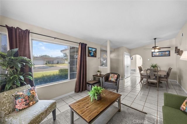 11031 Sierra Tree Lane, Riverside, CA 92505