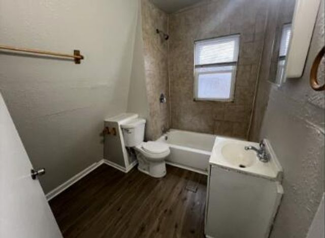 824 Tyler Street, Gary, IN 46402