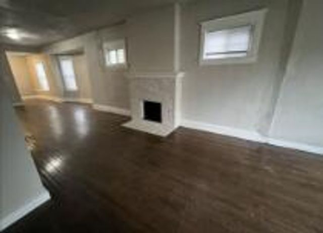 824 Tyler Street, Gary, IN 46402