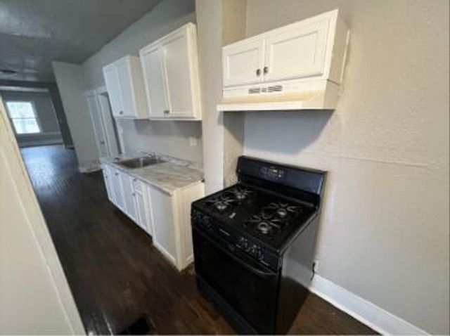 824 Tyler Street, Gary, IN 46402