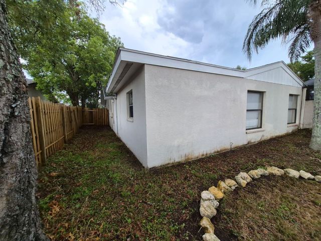 10227 LANDMARK DRIVE, Hudson, FL 34667